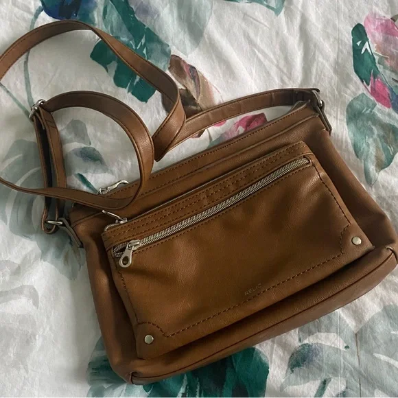 Relic Tan Crossbody Bag with Silver Accents - Picture 1 of 3